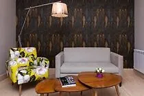 ホテル Avani Les Berges Du Lac Tunis Suites